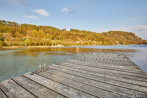 Gemeinde Marktl Landkreis Altötting Marktler Badesee Steg (Dirschl Johann) Deutschland AÖ